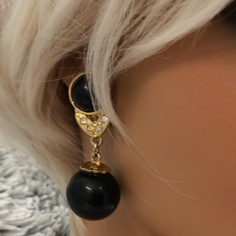 Vintage black & gold with rhinestone clip earrings